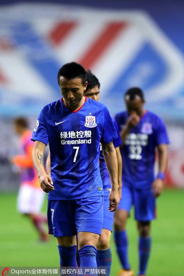 开云APP-窗口期那不勒斯备战国王杯；遗憾出局细节曝光；态度坚定；训练强度明显提升-开云APP