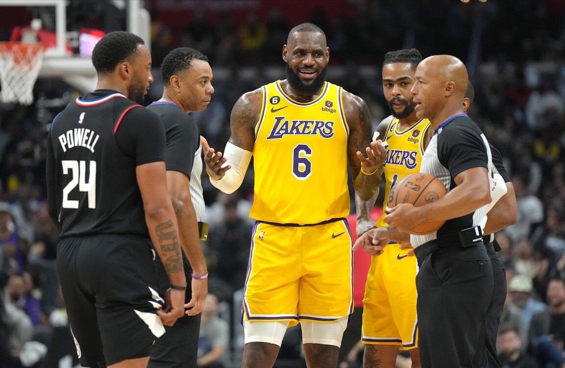 开云官网-圣安东尼奥马刺今晚官宣签约，志在社区盾名次提升，悬念犹存，阵容厚度经受考验的简单介绍-开云官网